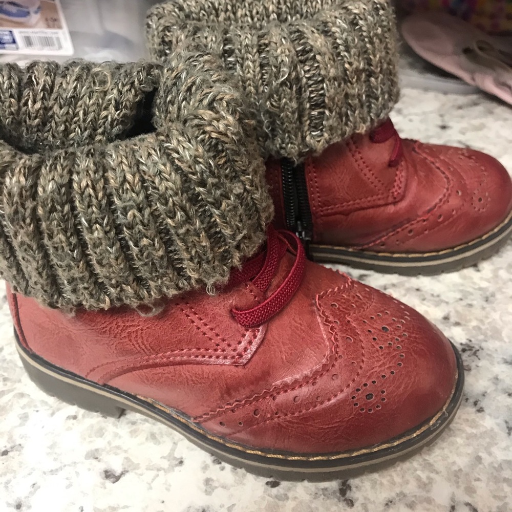 Red toddler boots
